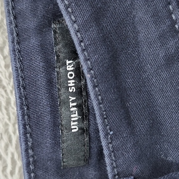 Jones New York Womens Shorts Size 12 Blue Utility - Picture 6 of 11